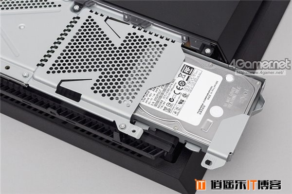 索尼PS4换硬盘详尽图文教程以及性能实测