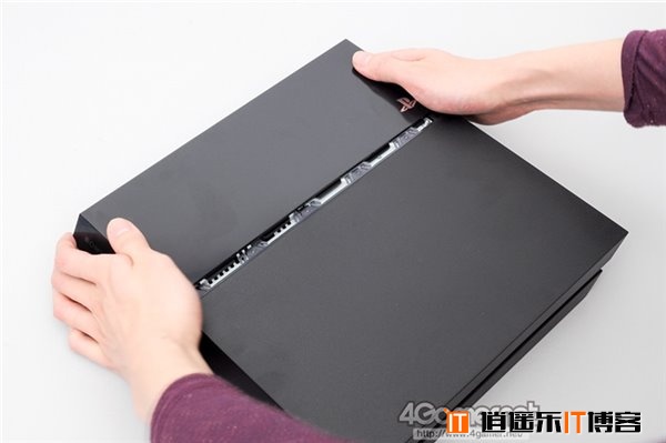 索尼PS4换硬盘详尽图文教程以及性能实测