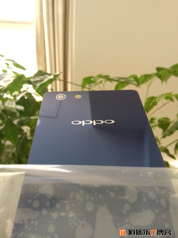 [组图]魅蓝镜面后盖：OPPO R8007将是一款TD-LTE智能机