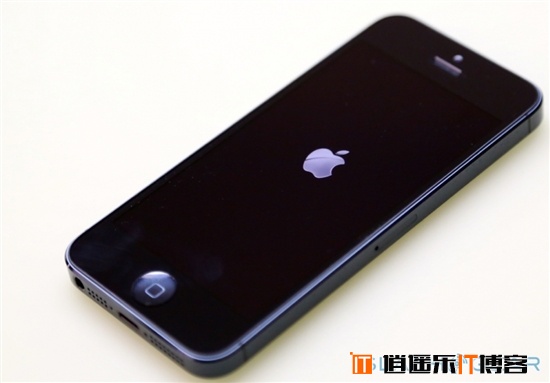 苹果黑色iPhone5海量真机图片欣赏