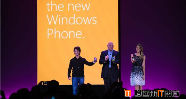 鲍尔默：WP8吹响微软进军智能手机市场的号角