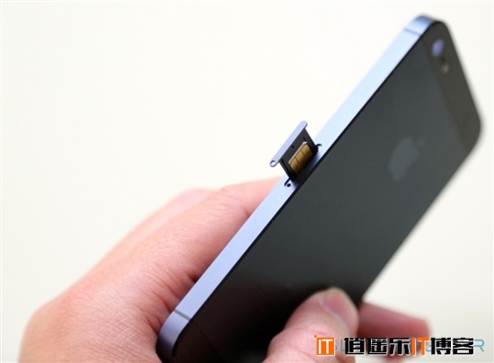 苹果黑色iPhone5海量真机图片欣赏