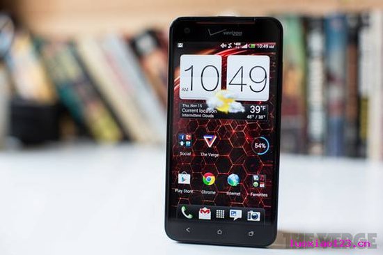 HTC Droid DNA详细评测：性能卓越，电池不足