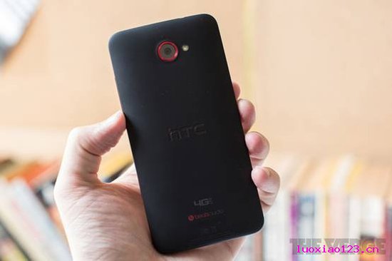 HTC Droid DNA详细评测：性能卓越，电池不足